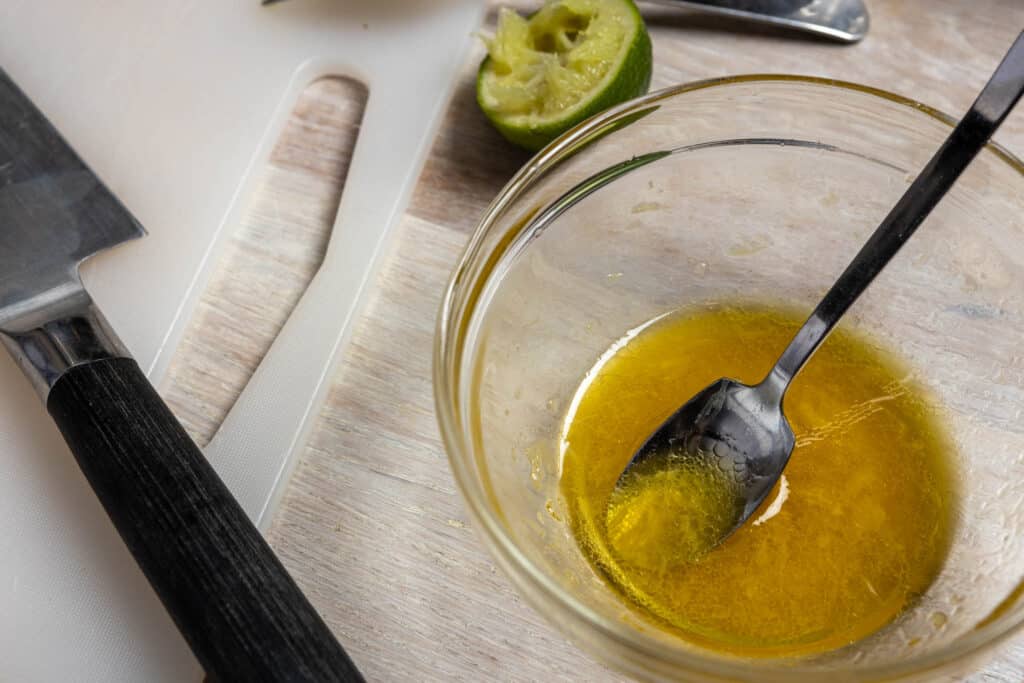 Kyllingsalat med vannmelon og avocado dressing